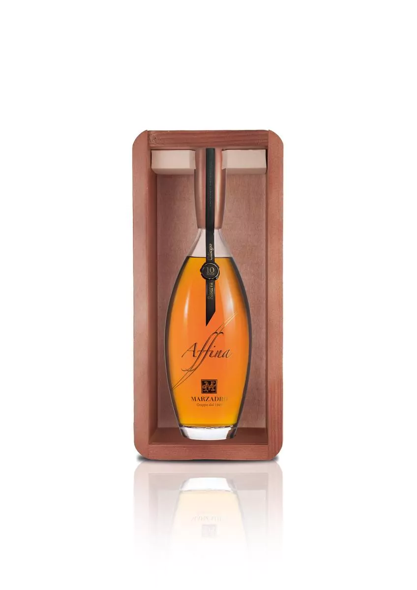 marzadro grappa affina riserva ciliegio 0 35l 2055 10 - Die Welt der Weine