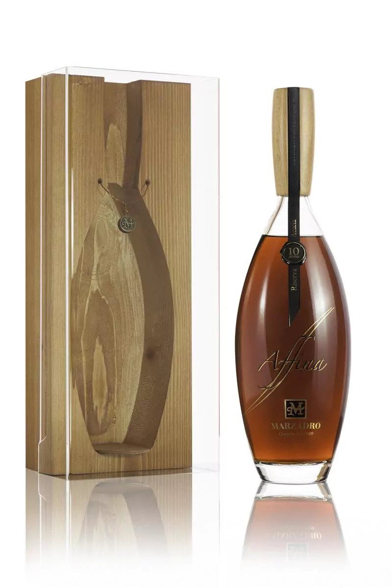 marzadro grappa riserva affina acacia 1 0 l 1400 10 - Die Welt der Weine