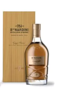 nardini grappa selezione riserva 7 anni in holzkiste 4784 10 nar9 1280x1280 - Die Welt der Weine